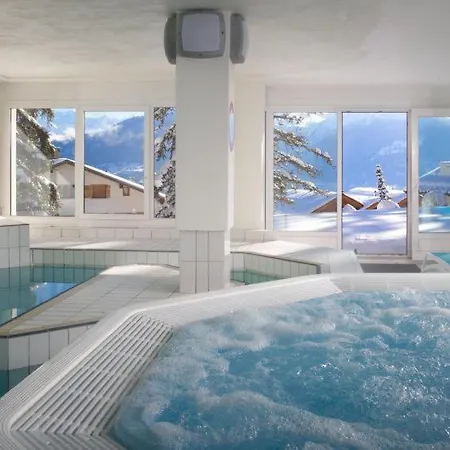 Sleeps 4 Pool Wifi *